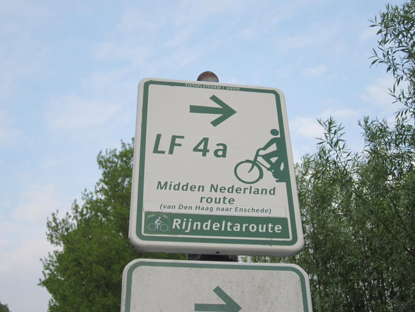 Bord van de LF4 Midden-Nederlandroute en Rijndeltaroute