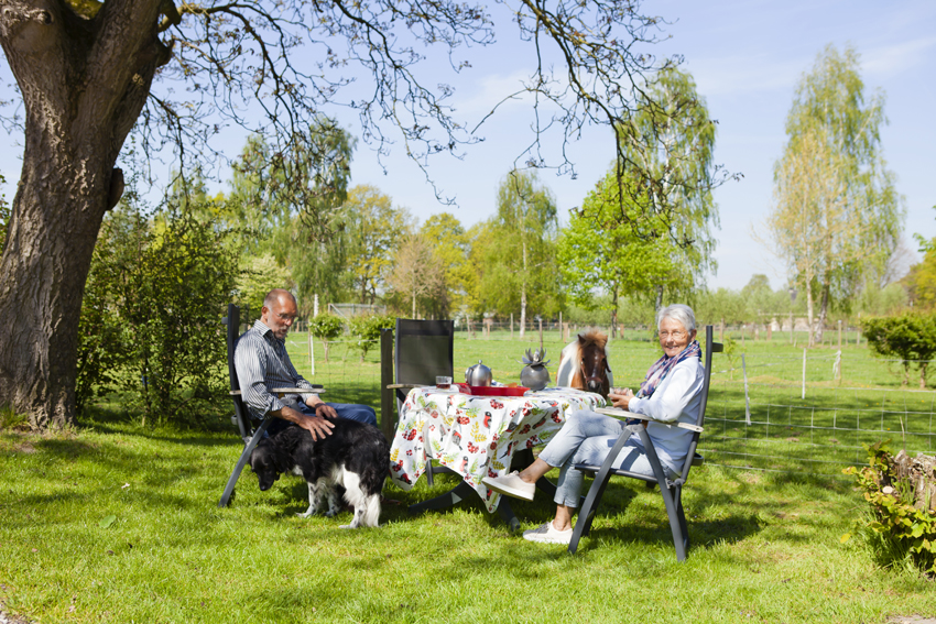 Ontbijten in de tuin